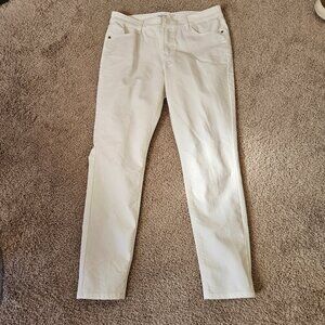 Old Navy White Super Skinny Mid Rise Jeans